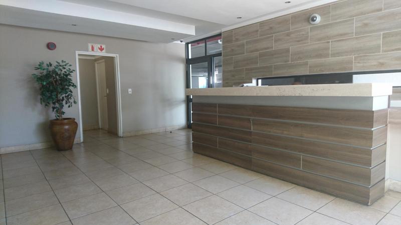 To Let 2 Bedroom Property for Rent in Claremont Western Cape